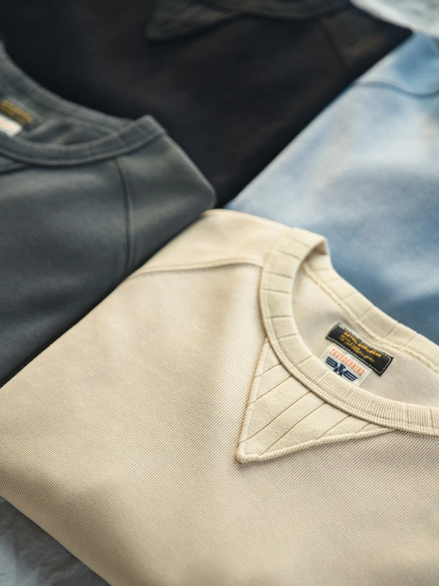 Minimalist Comfort – Men&#39;s Oversized Streetwear Sweatshirt