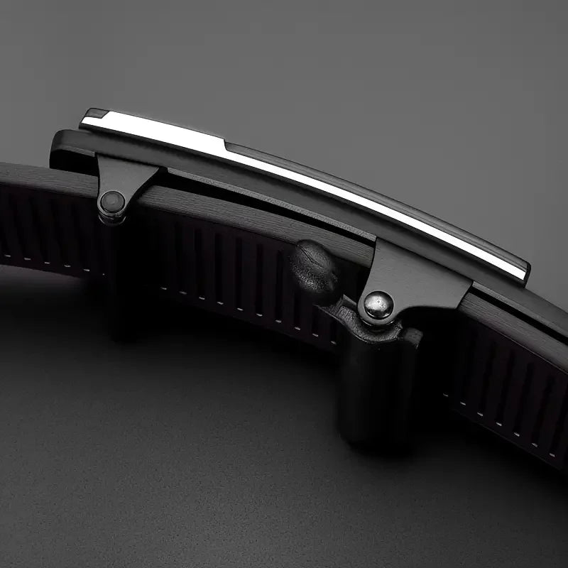 Stylish Men&#39;s Leather Belt