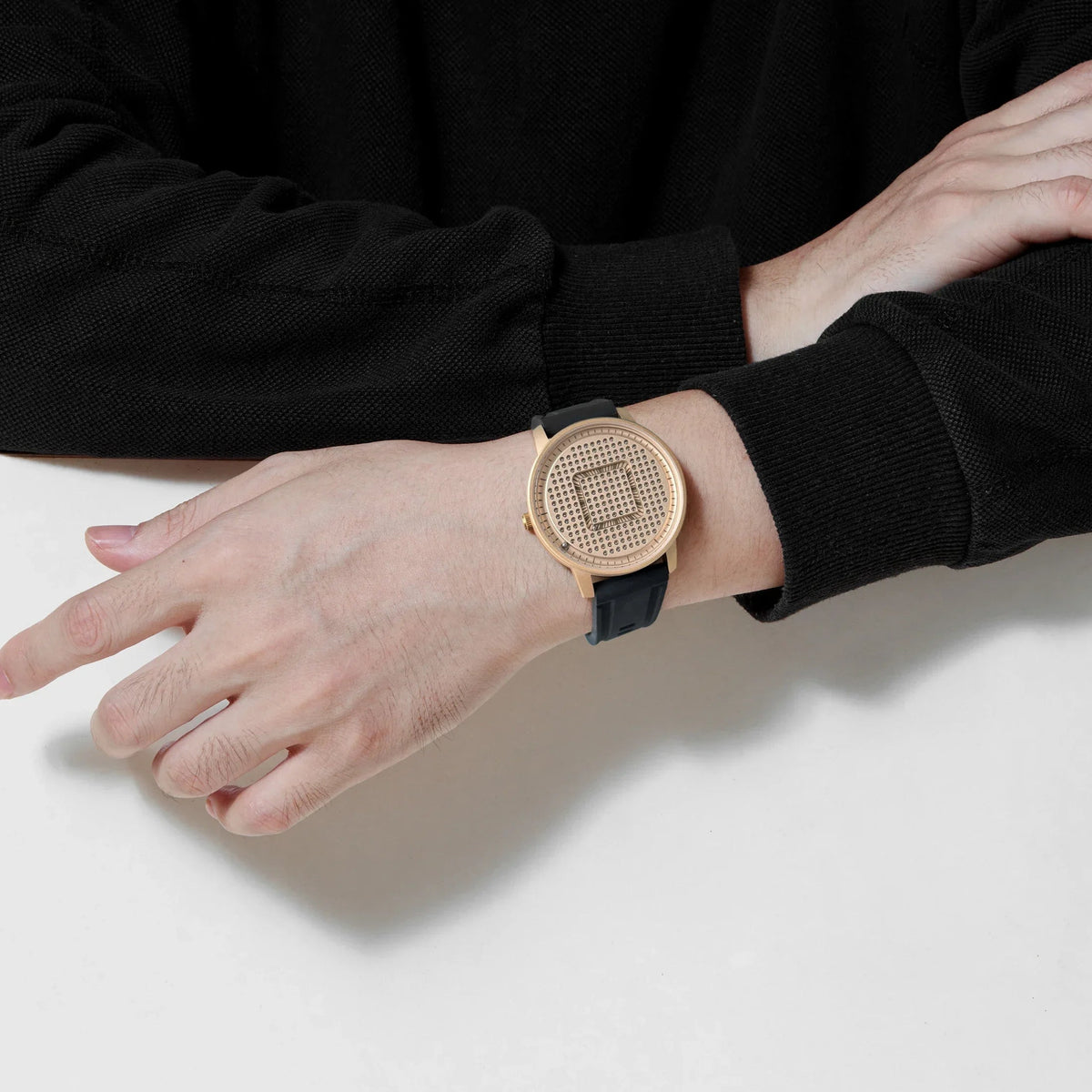 Magnetic Quartz Watch