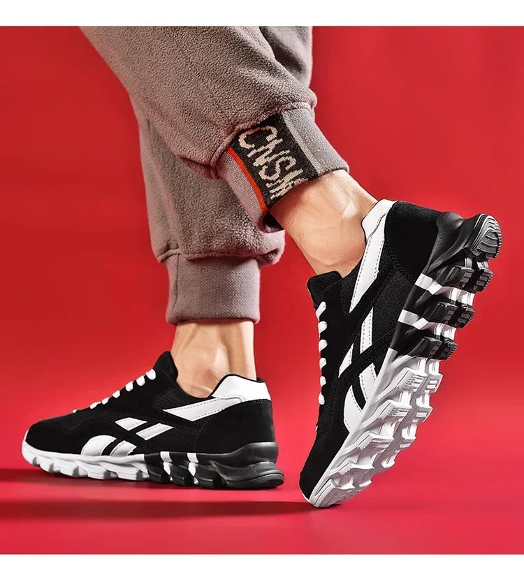 TurboStrike Cushion Sneakers